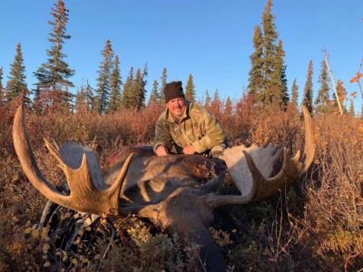 Joe Hanes With 17b Bull